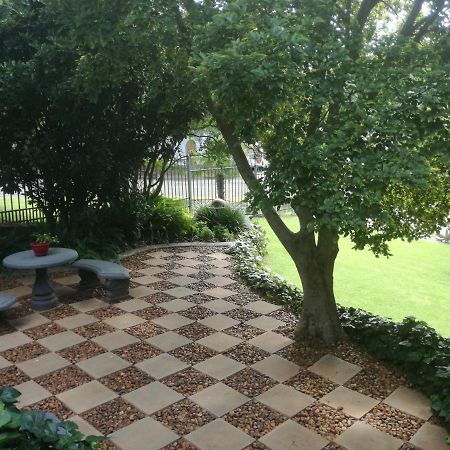 Belmont Guesthouse Bloemfontein Exteriör bild