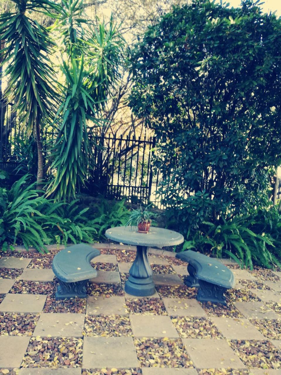 Belmont Guesthouse Bloemfontein Exteriör bild