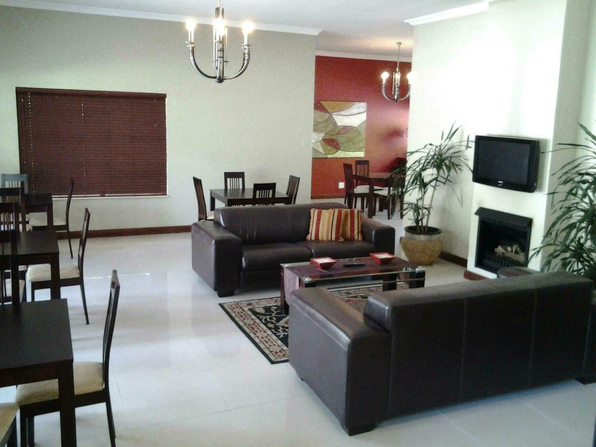 Belmont Guesthouse Bloemfontein Exteriör bild